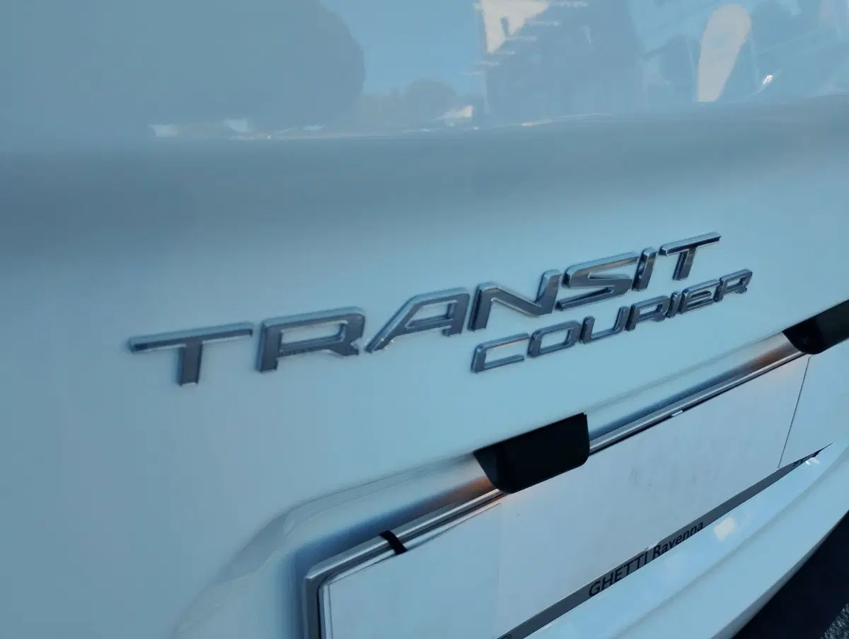 Ford Transit Courier usata a Ravenna (19)