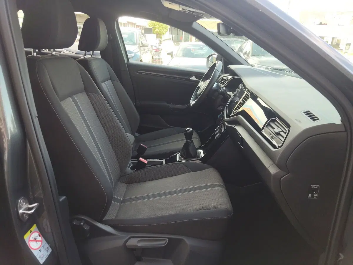 Volkswagen T-Roc usata a Modena (15)