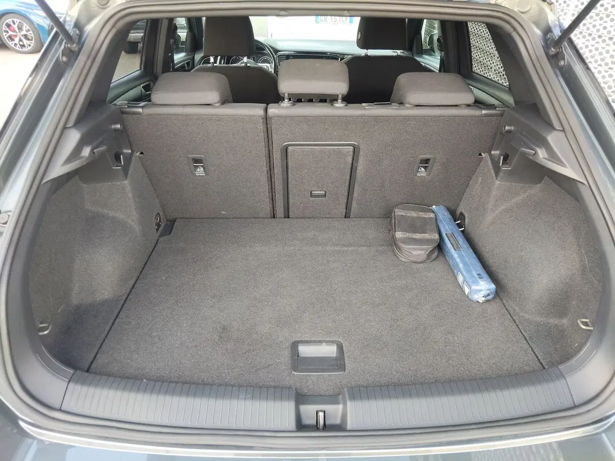 Volkswagen T-Roc usata a Modena (17)