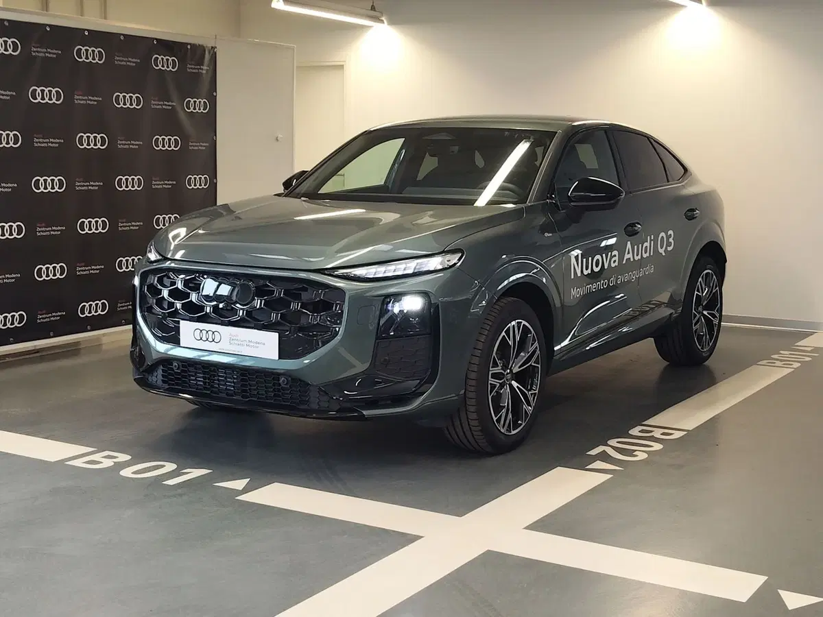 Audi Q3 Sportback nuova a Modena