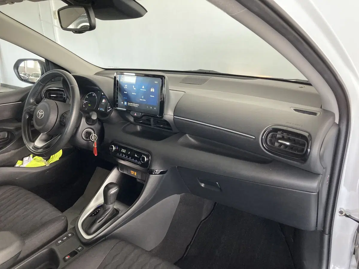 Toyota Yaris usata a Foggia (17)