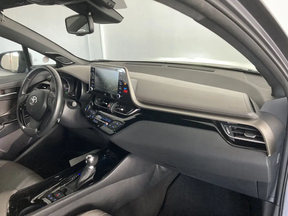 Toyota Toyota C-HR usata a Barletta-Andria-Trani (18)