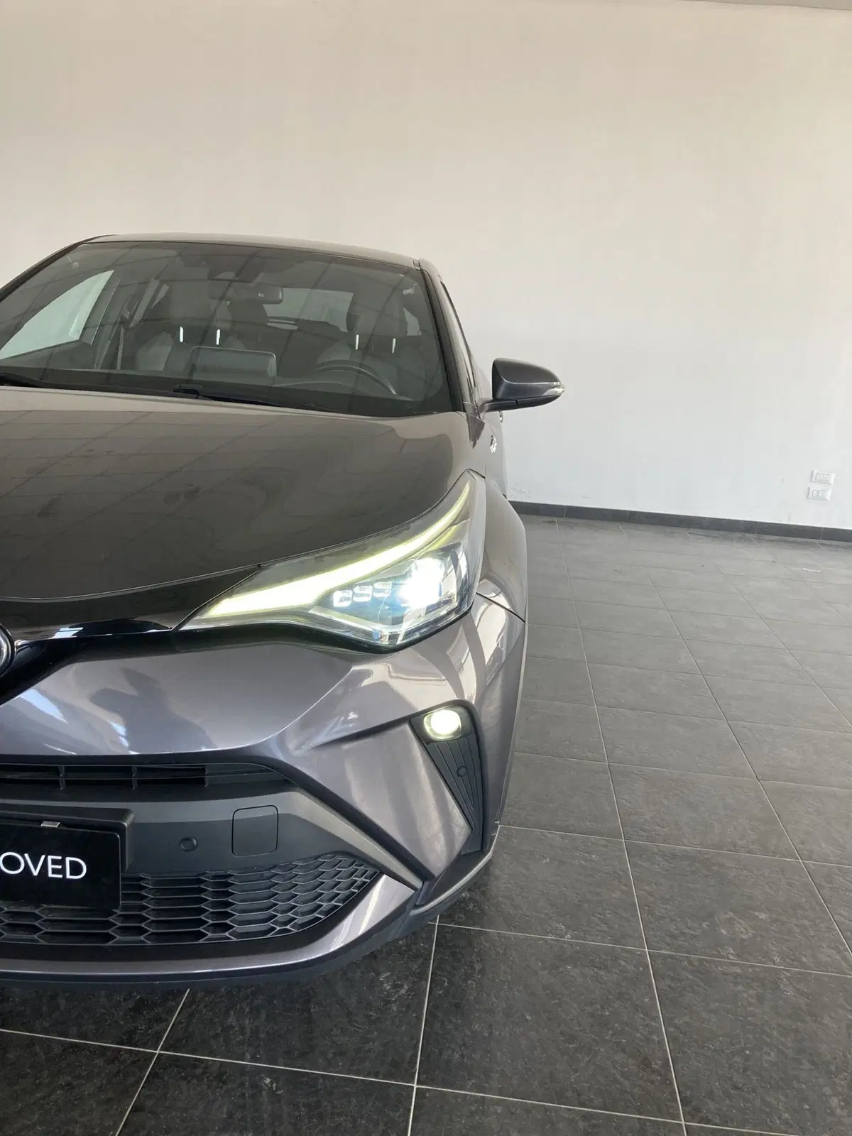 Toyota Toyota C-HR usata a Barletta-Andria-Trani (4)