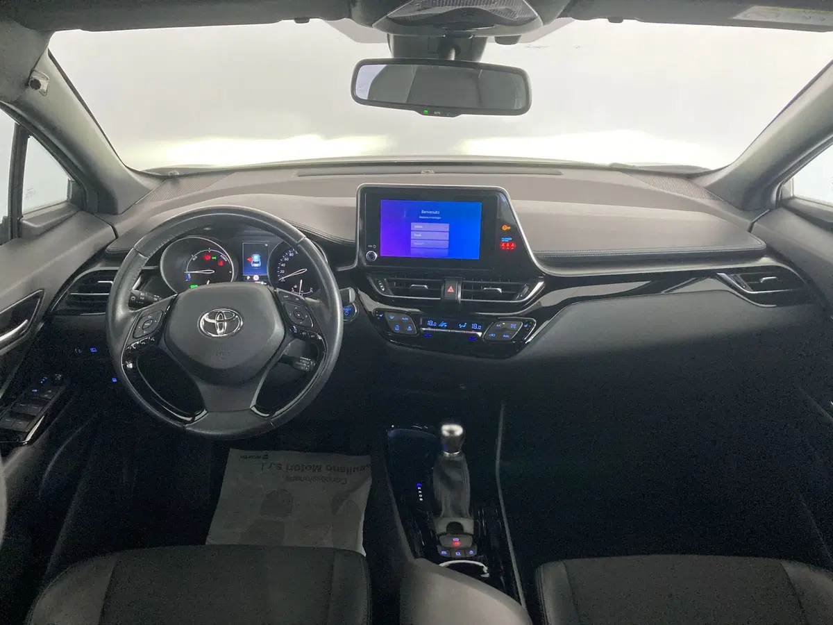 Toyota Toyota C-HR usata a Foggia (15)