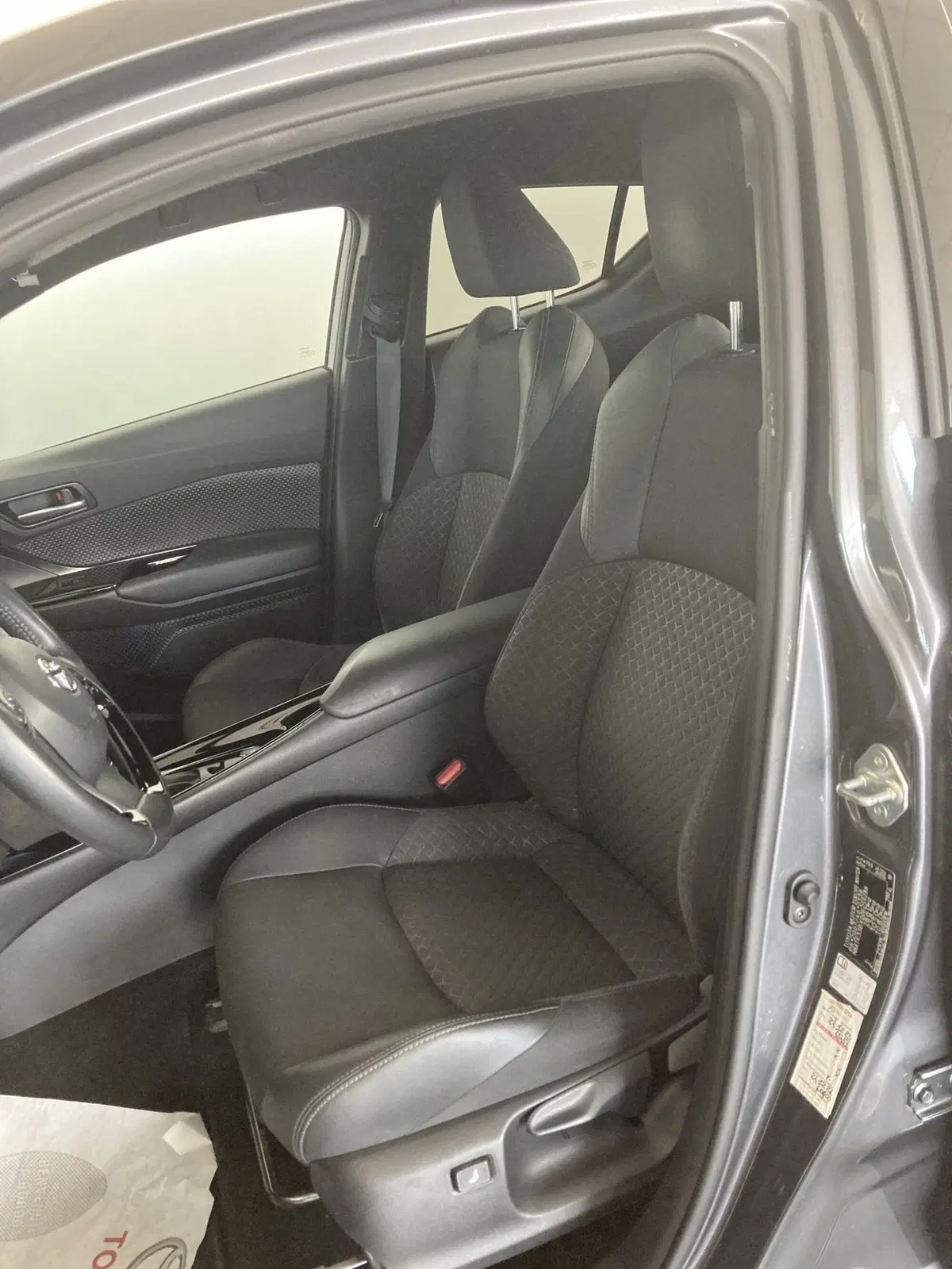 Toyota Toyota C-HR usata a Foggia (5)