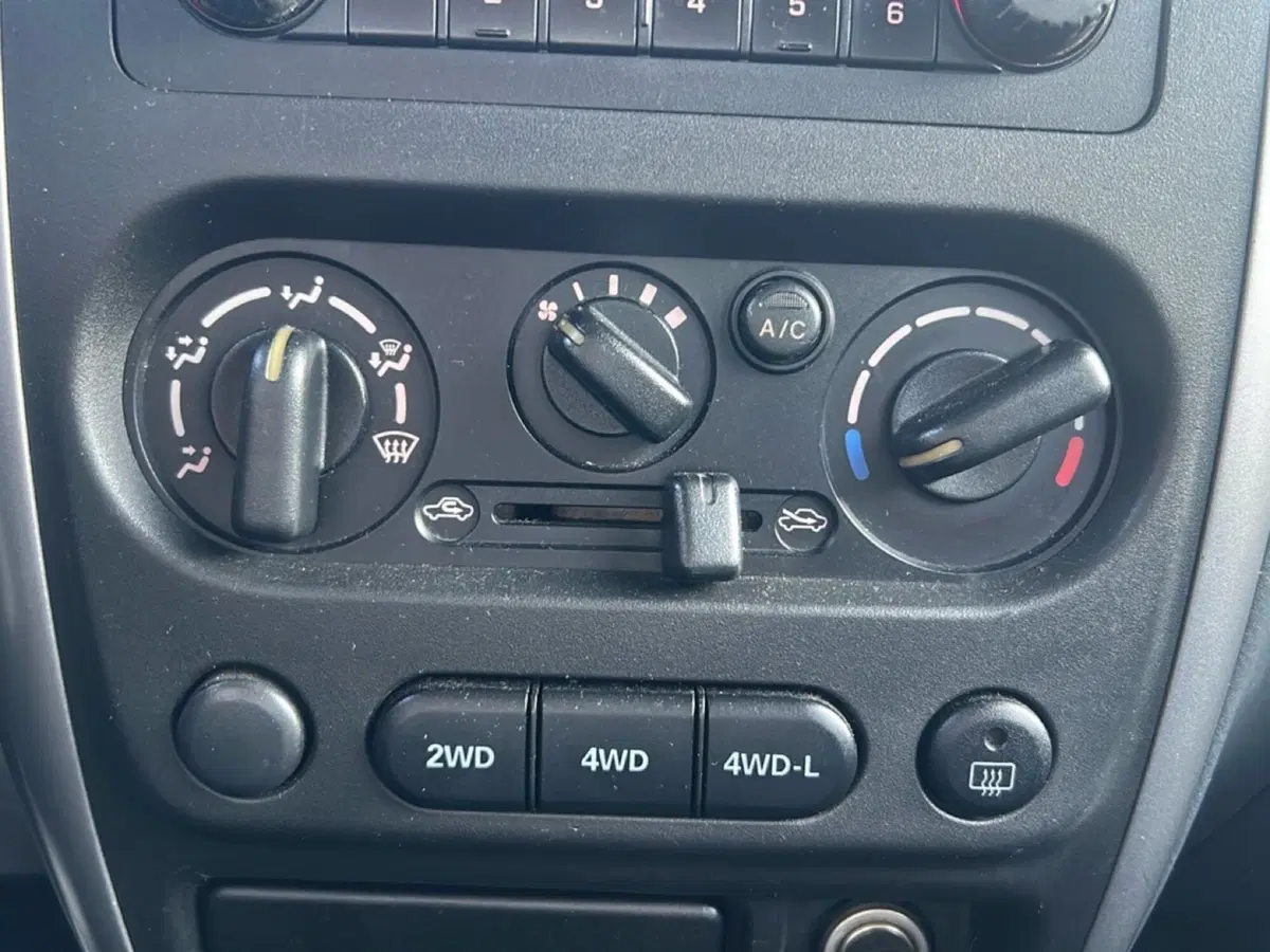 Suzuki Jimny usata a Vercelli (14)