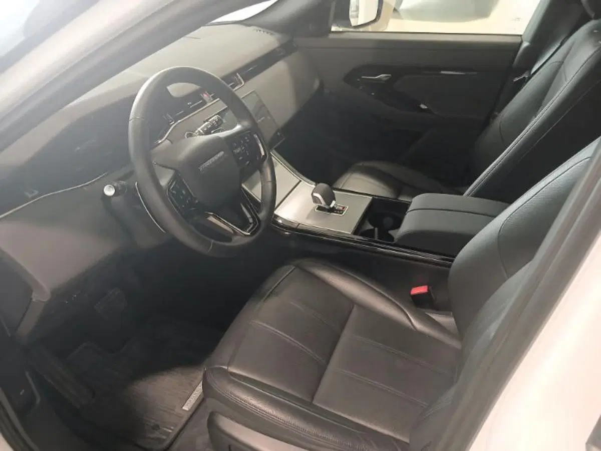 Land Rover Range Rover Evoque usata a Venezia (11)