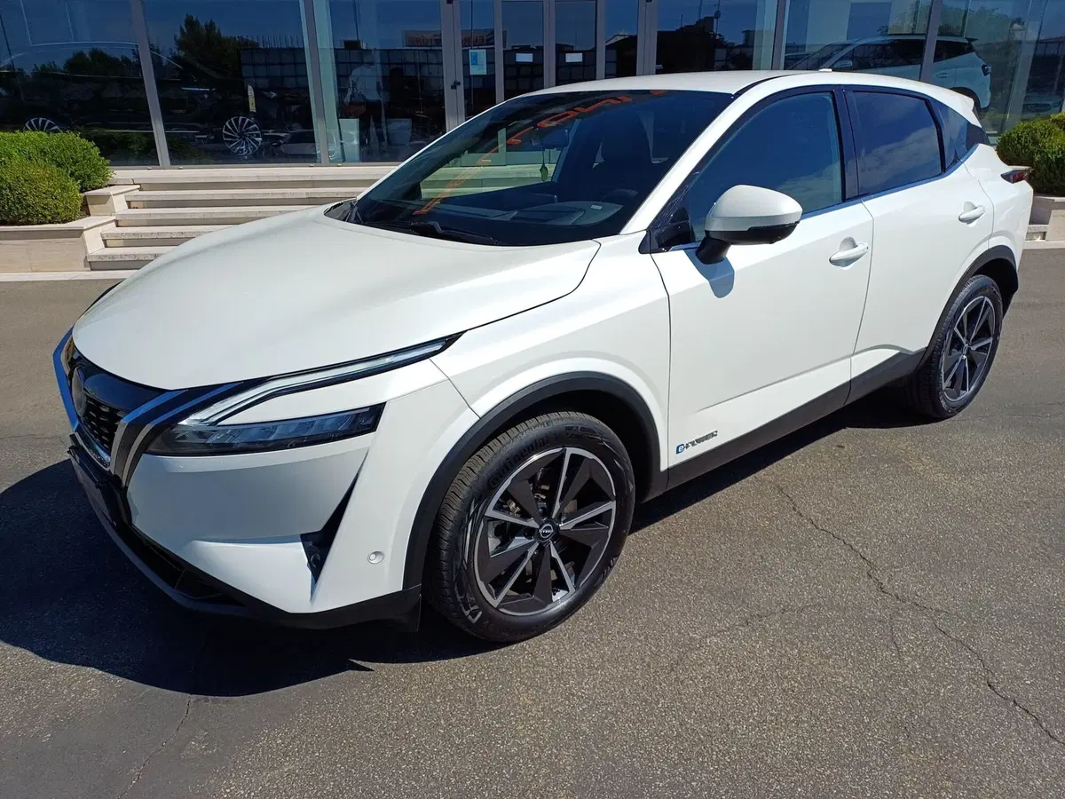 Nissan Qashqai usata a Modena (2)