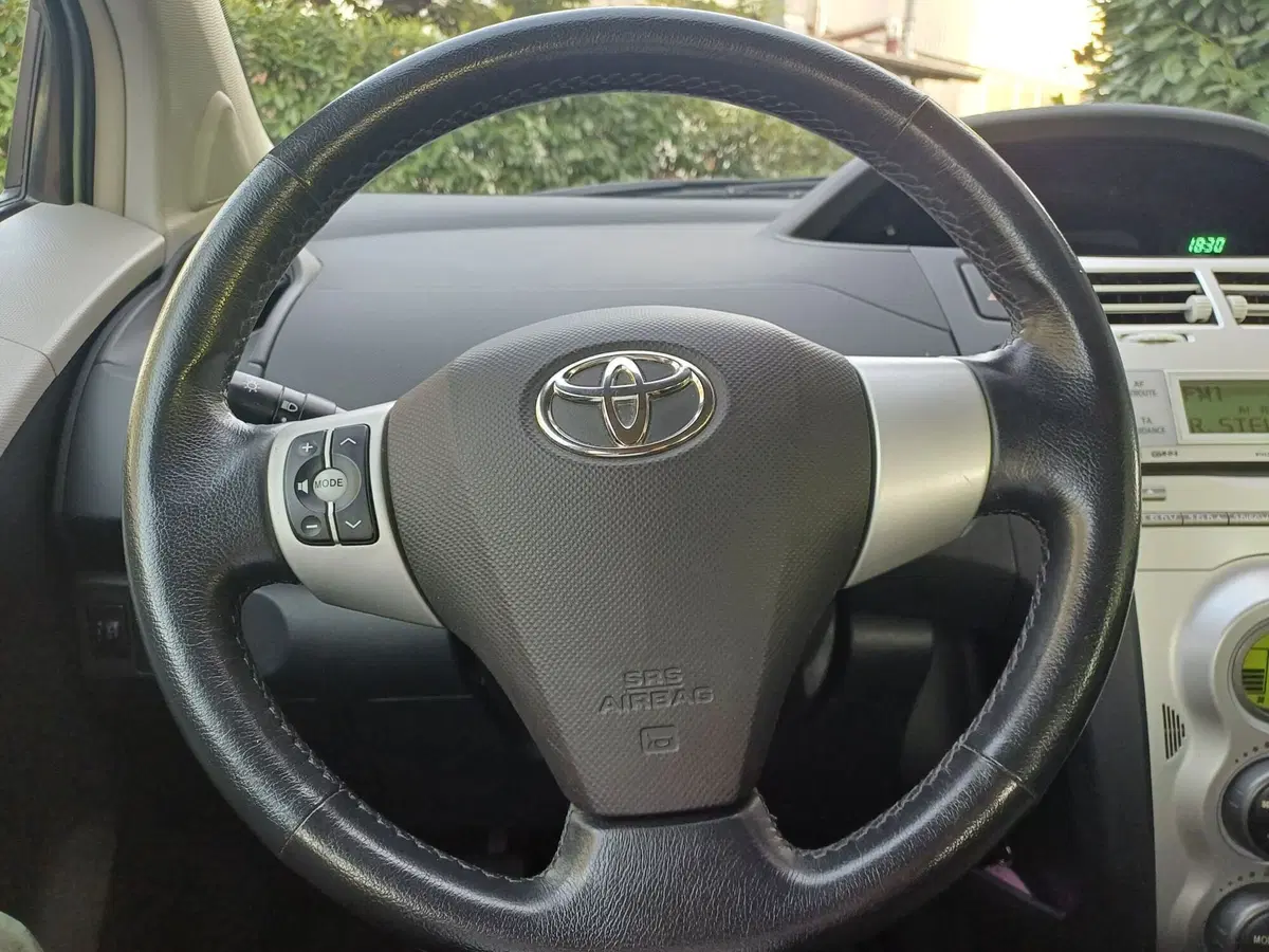 Toyota Yaris usata a Modena (17)