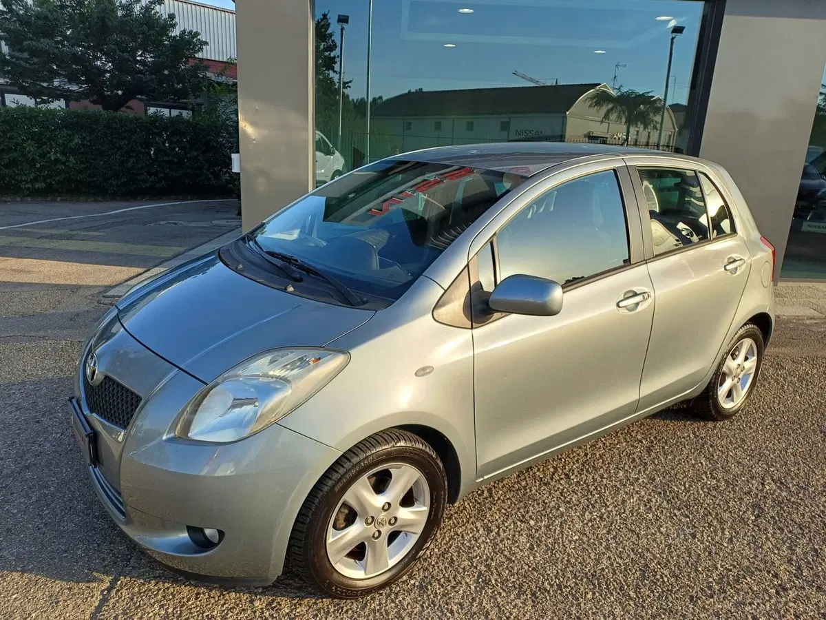 Toyota Yaris usata a Modena (2)