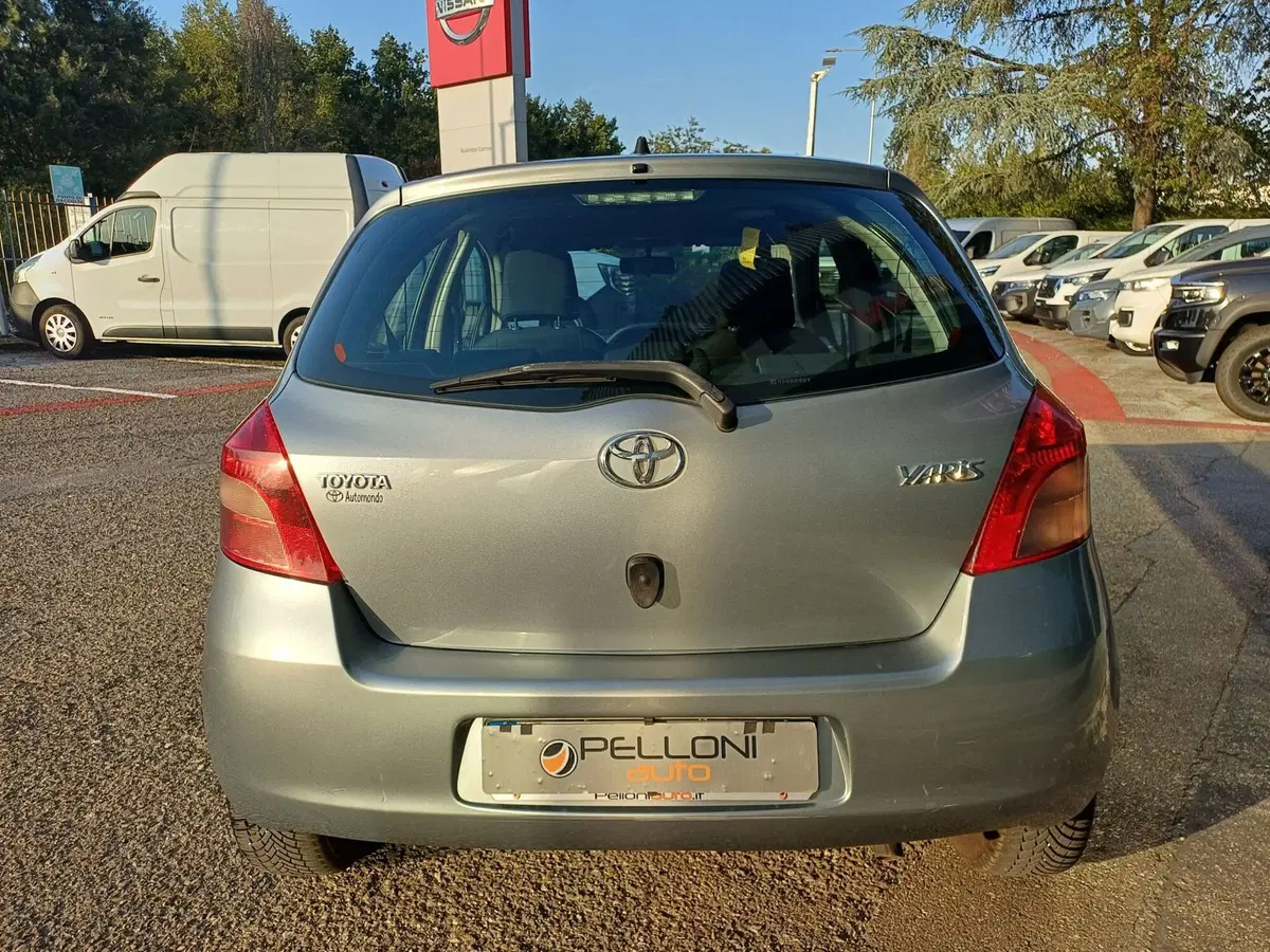 Toyota Yaris usata a Modena (7)