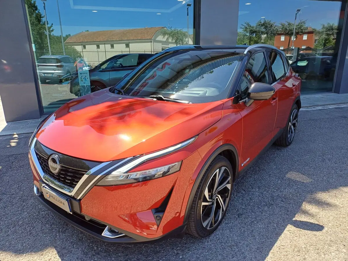 Nissan Qashqai usata a Modena (2)
