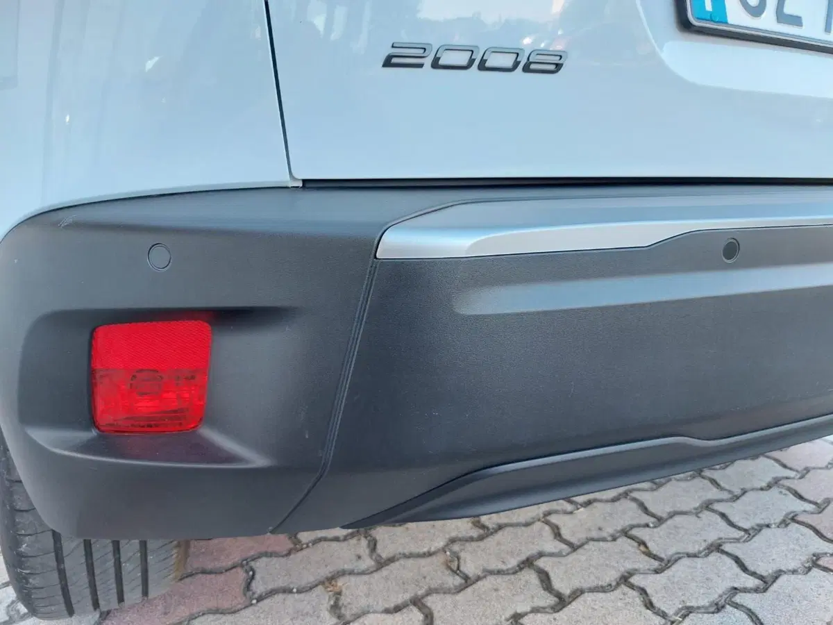 Peugeot 2008 usata a Pavia (15)