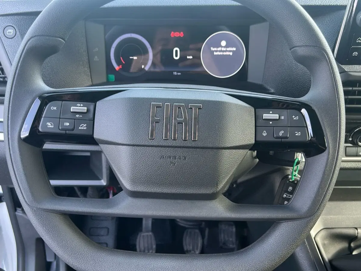 Fiat Scudo Furgone nuova a Roma (18)