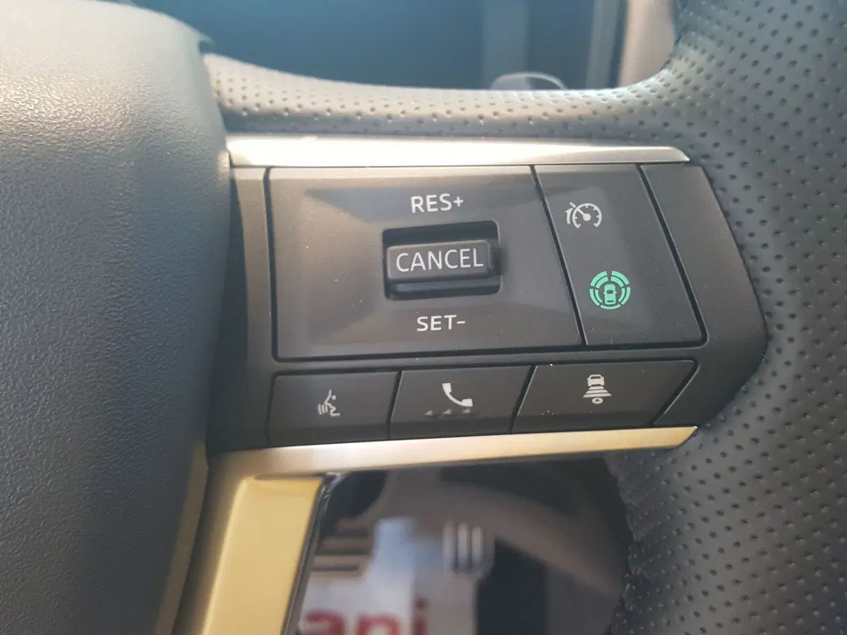 Mitsubishi Outlander nuova a L'Aquila (10)