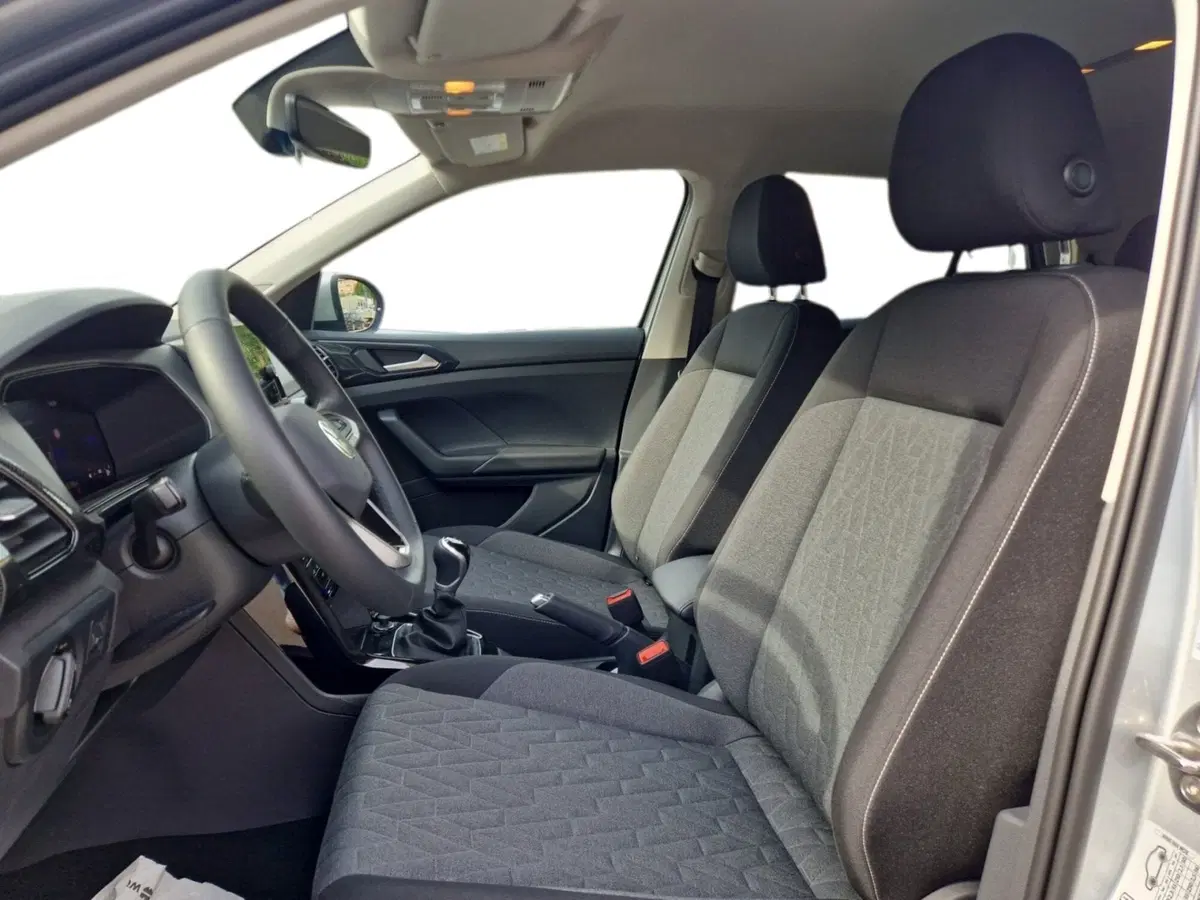 Volkswagen T-Cross nuova a Siena (10)