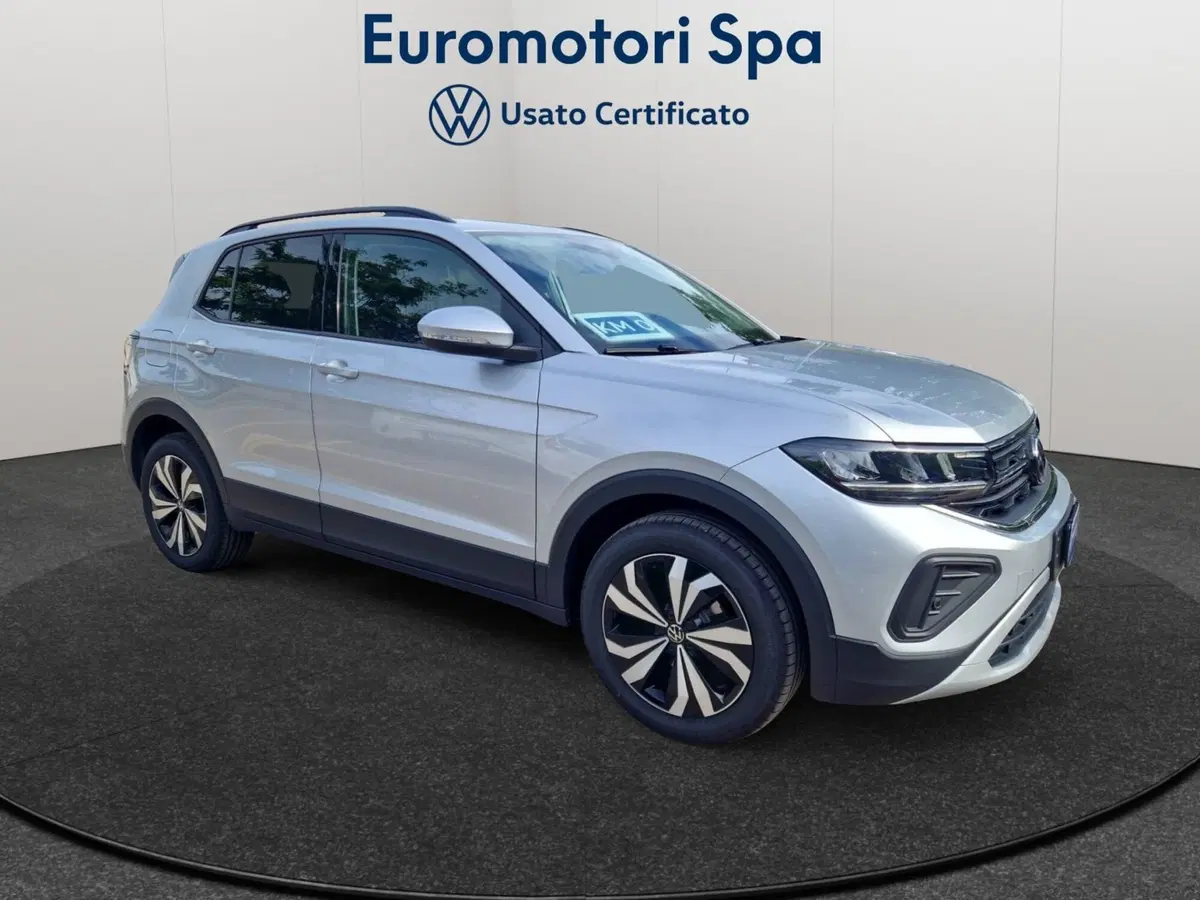 Volkswagen T-Cross nuova a Siena (7)