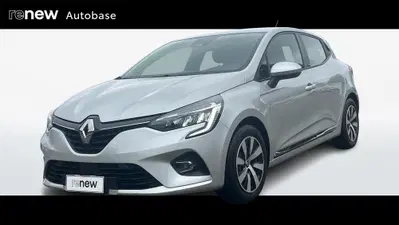 Renault Clio Full Hybrid E-Tech 140 CV 5 porte Zen del 2020 usata a Albignasego