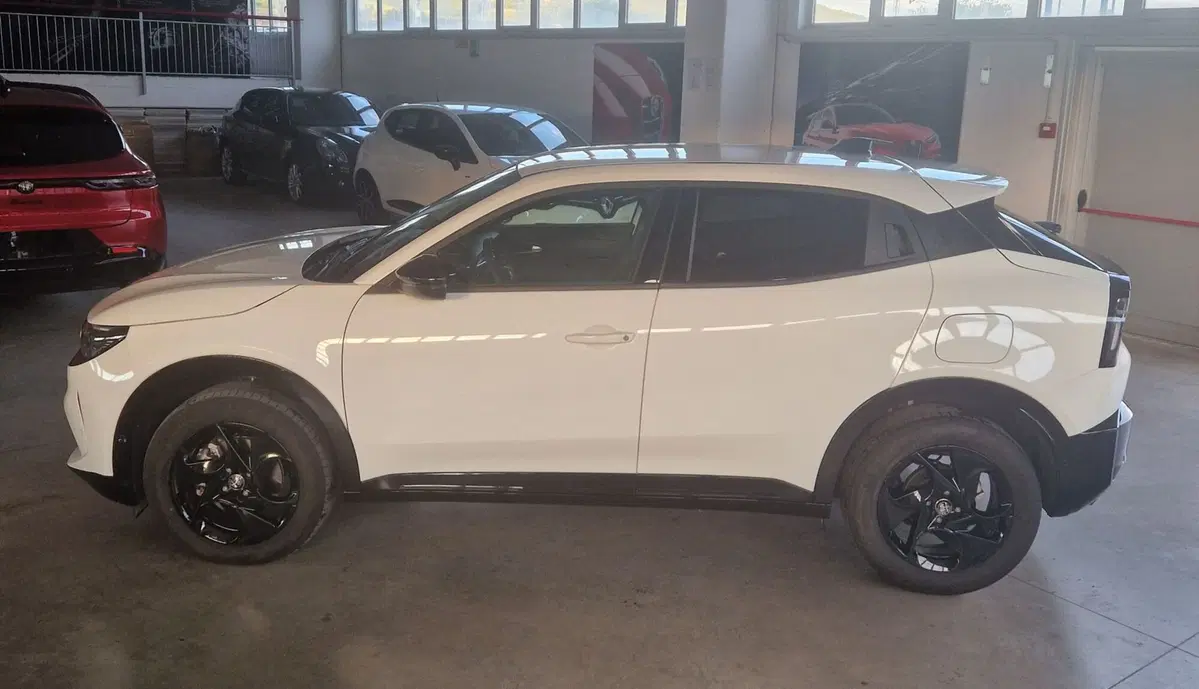 Alfa Romeo Junior usata a Terni (3)