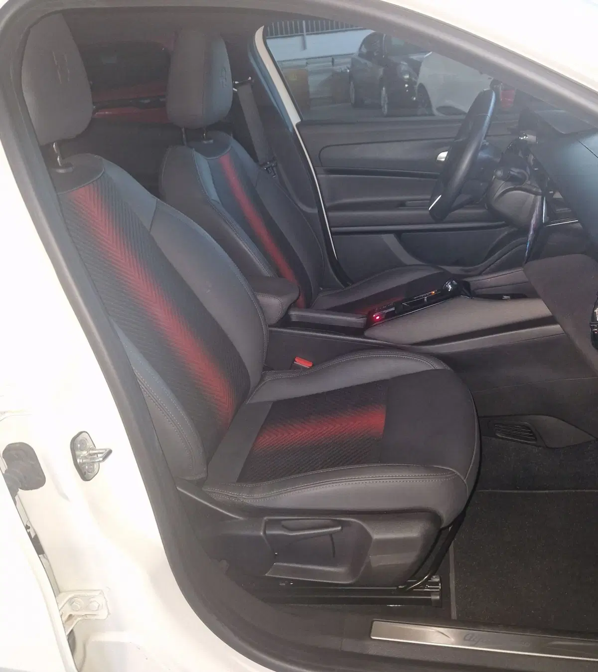 Alfa Romeo Junior usata a Terni (8)