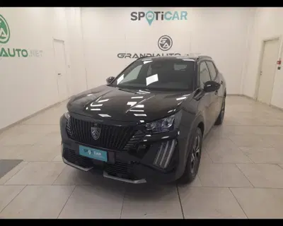 Peugeot 2008 motore elettrico 136 CV Allure Pack del 2025 usata a Alessandria