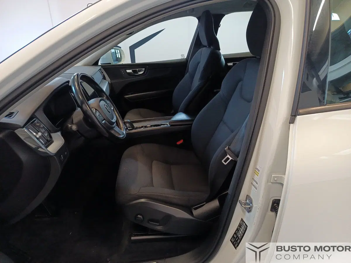 Volvo XC60 usata a Varese (8)