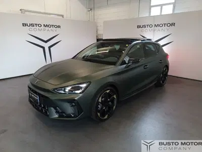 Cupra Leon 1.5 e-hybrid Tribe Edition 204cv dsg nuova a Olgiate Olona