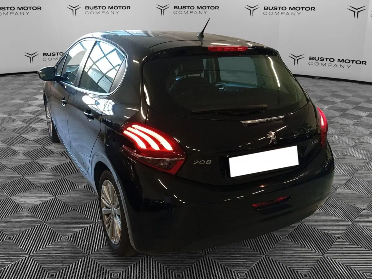 Peugeot 208 usata a Varese (4)