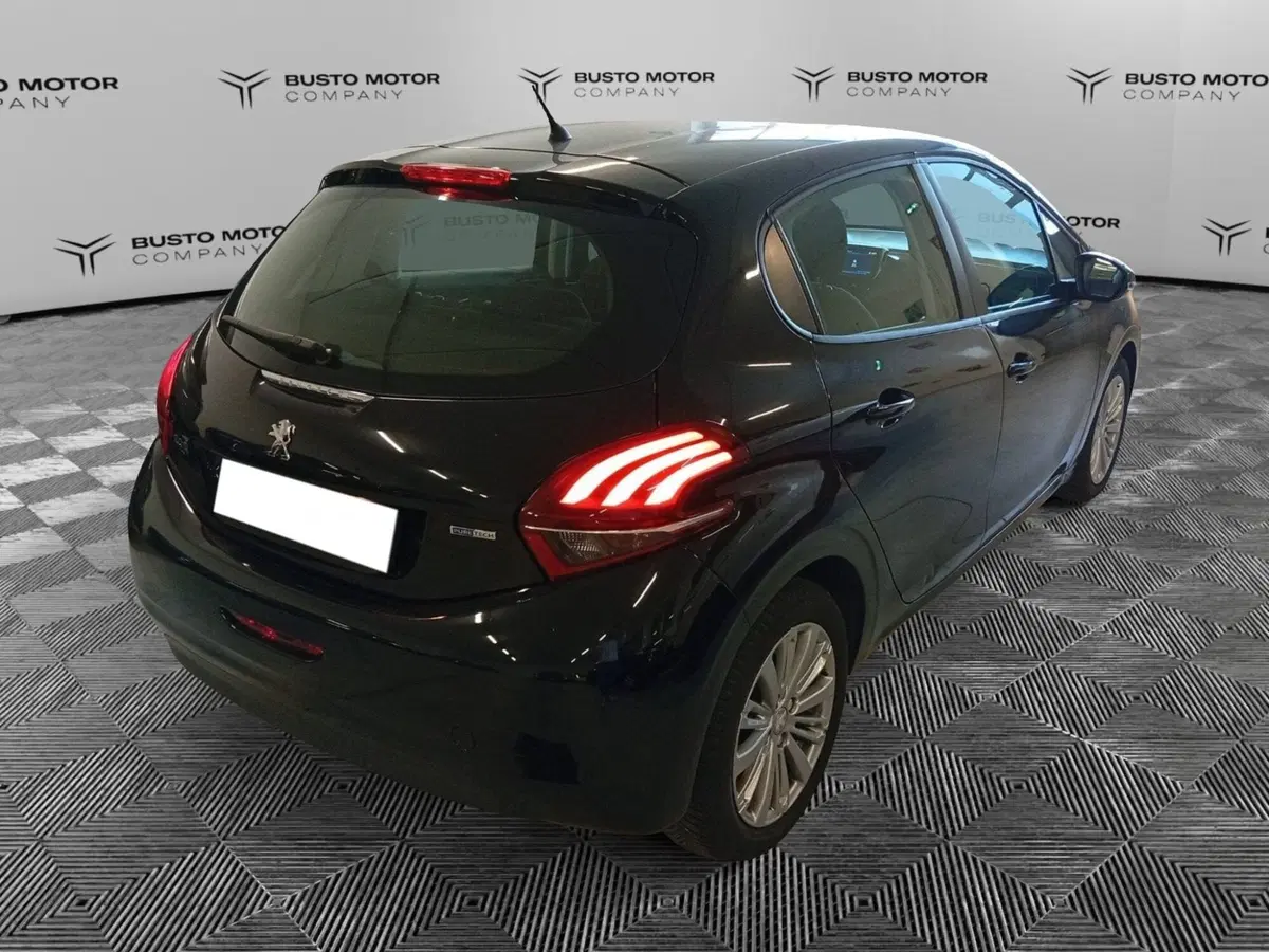 Peugeot 208 usata a Varese (6)