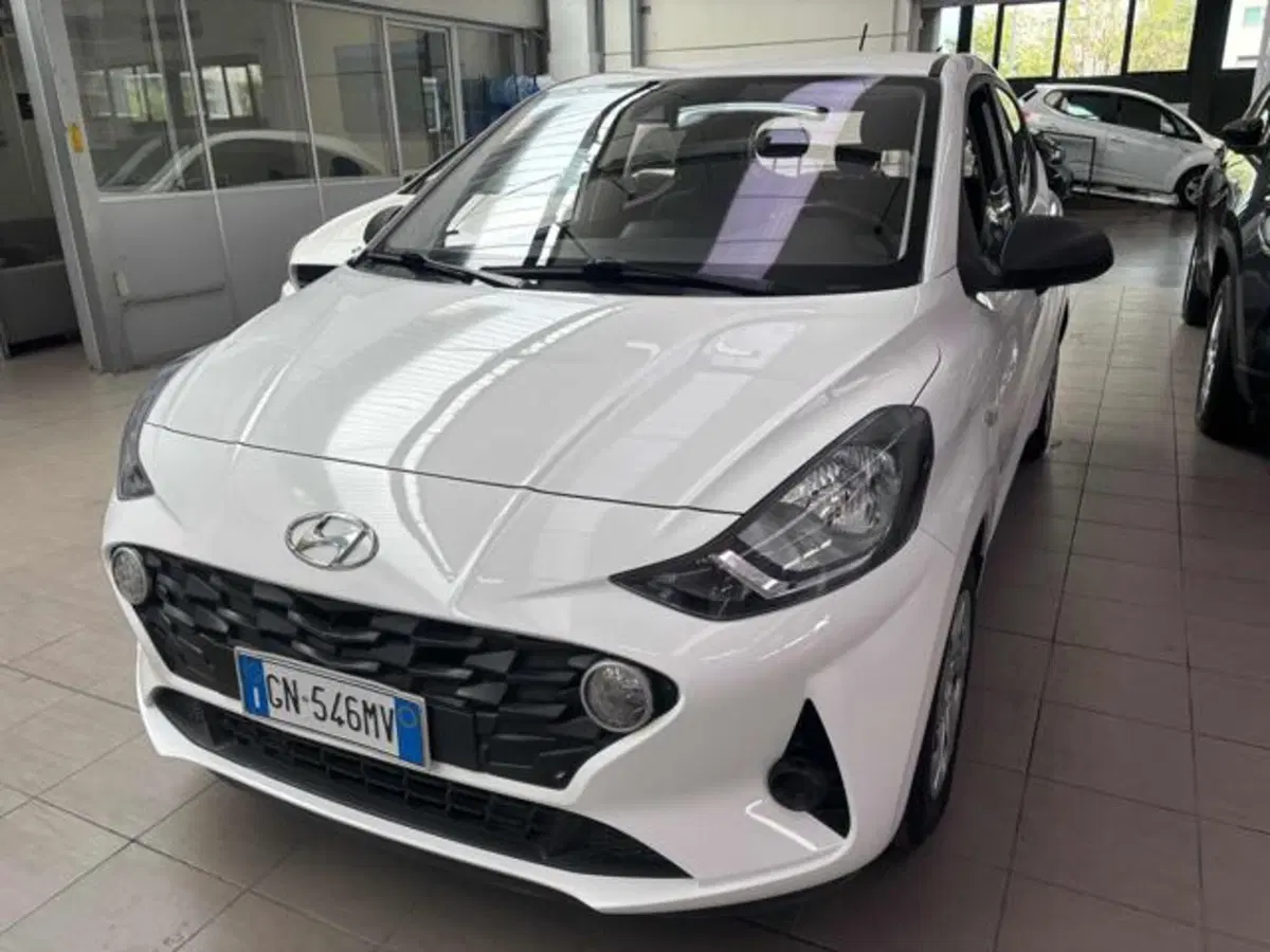 Hyundai i10 usata a Pesaro-Urbino (3)