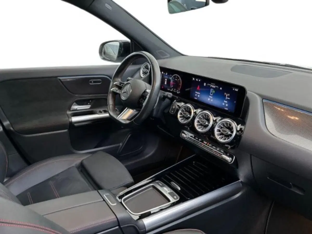 Mercedes-Benz GLA SUV usata a Verona (15)