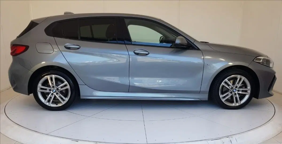 BMW Serie 1 usata a Lucca (7)