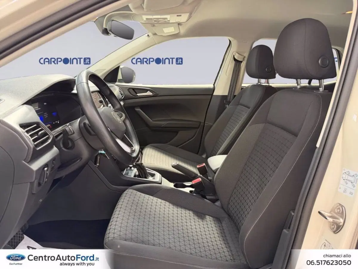Volkswagen T-Cross usata a Roma (9)