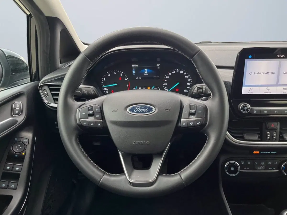 Ford Fiesta usata a Milano (13)