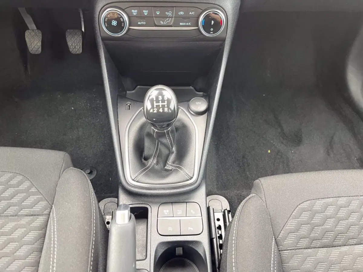 Ford Fiesta usata a Milano (16)