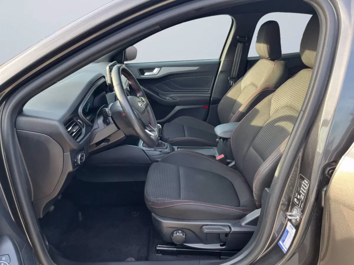 Ford Focus usata a Milano (10)