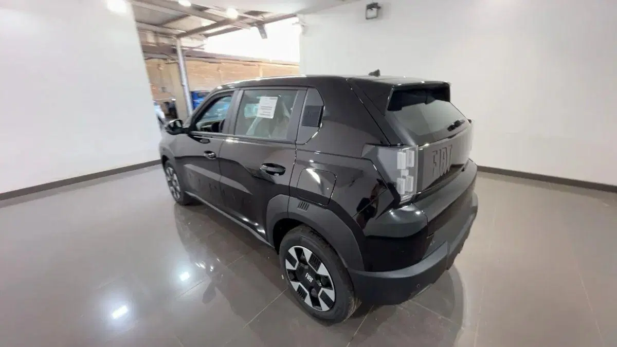 Fiat Grande Panda nuova a Milano (6)