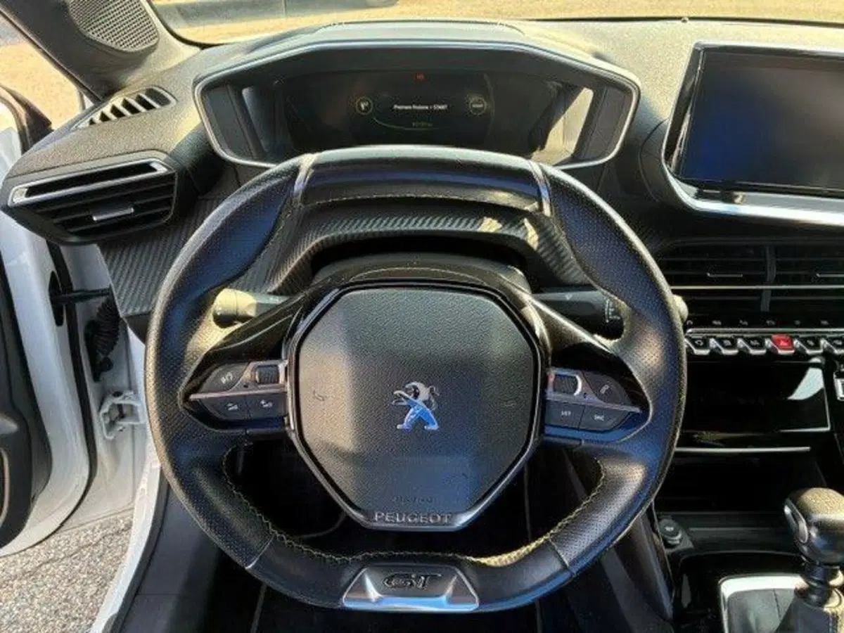 Peugeot 208 usata a Milano (12)