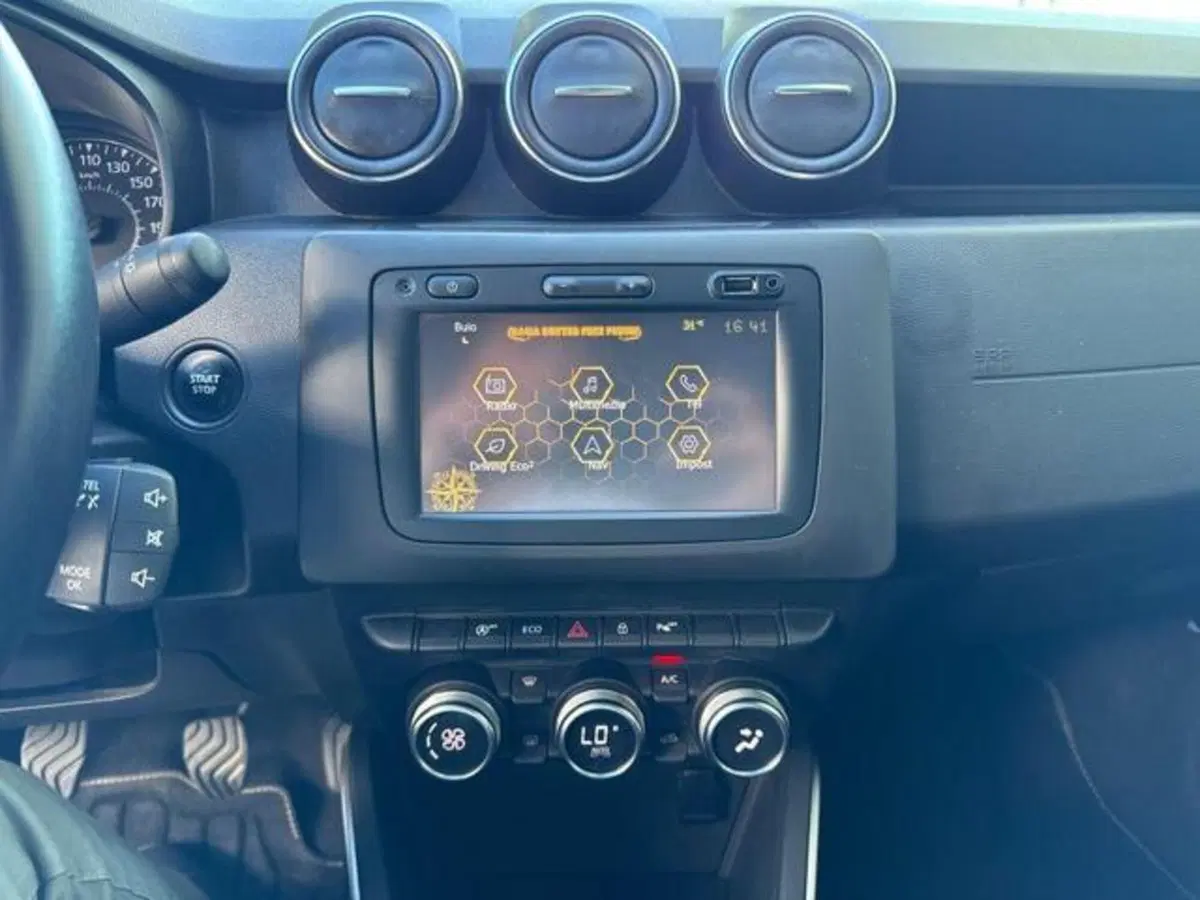 Dacia Duster usata a Sassari (9)