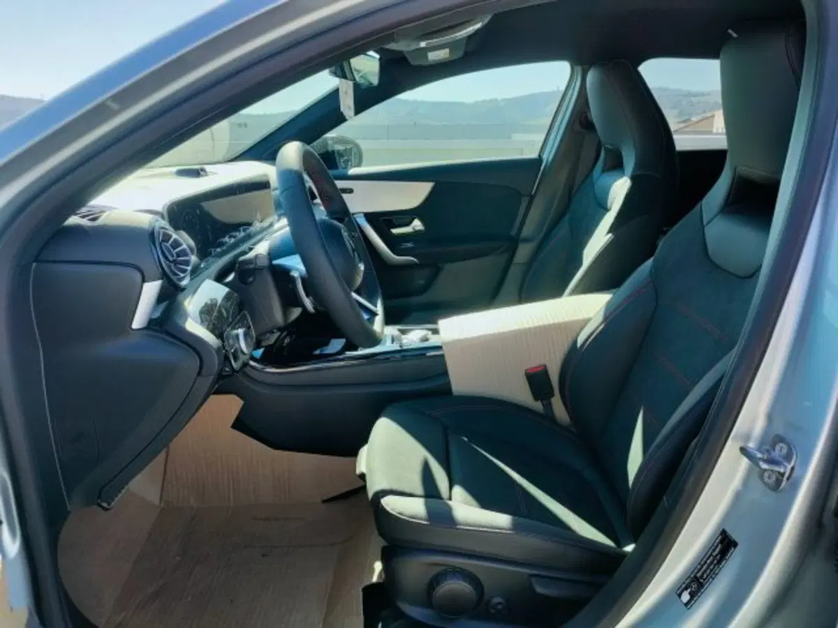 Mercedes-Benz Classe A nuova a Teramo (11)
