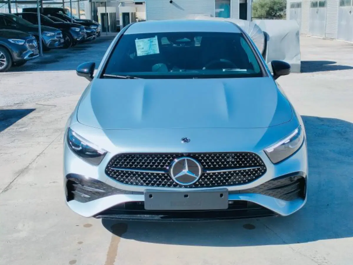 Mercedes-Benz Classe A nuova a Teramo (2)