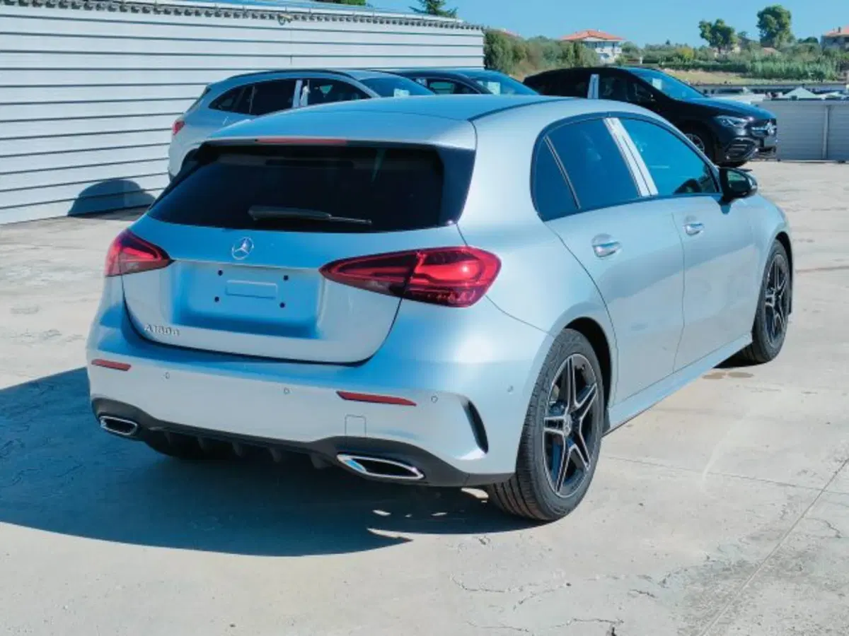 Mercedes-Benz Classe A nuova a Teramo (6)