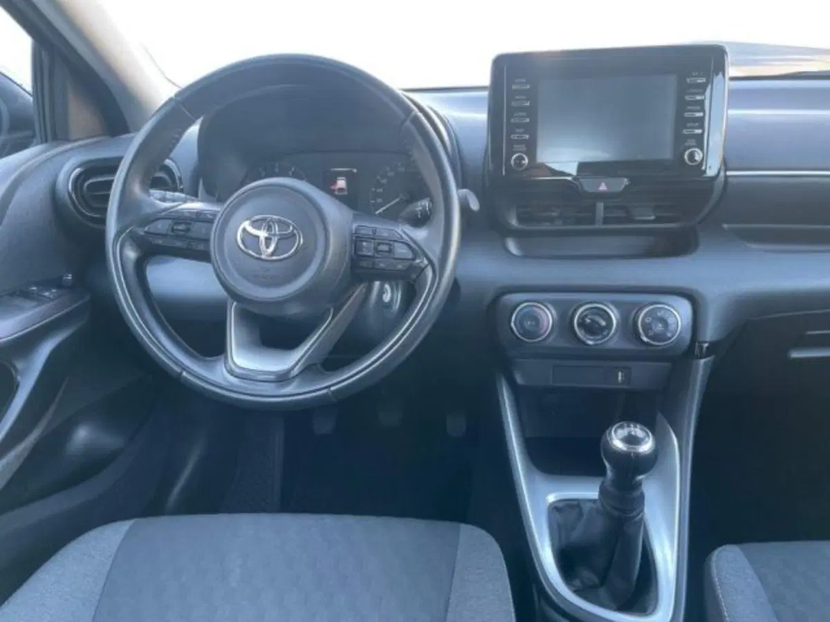 Toyota Yaris usata a Vercelli (8)