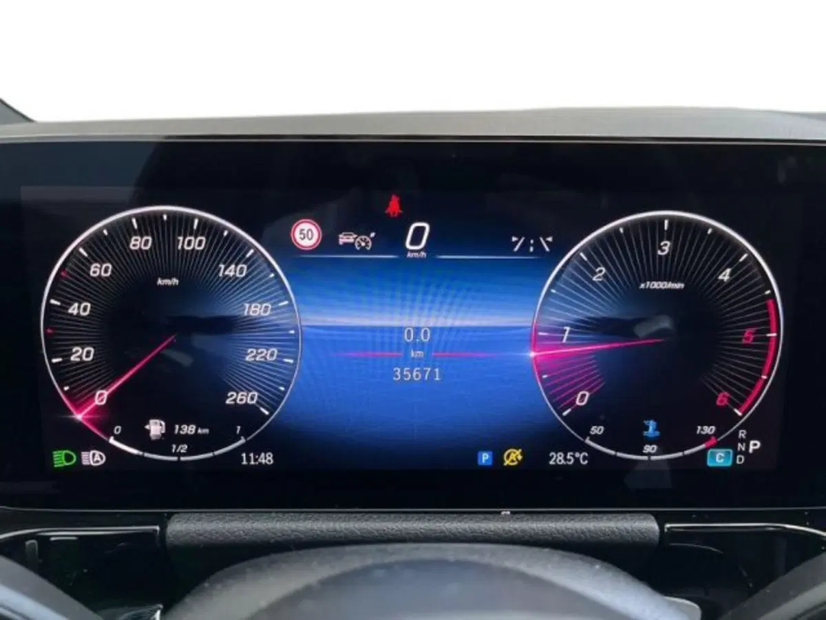 Mercedes-Benz GLA SUV usata a Verona (13)