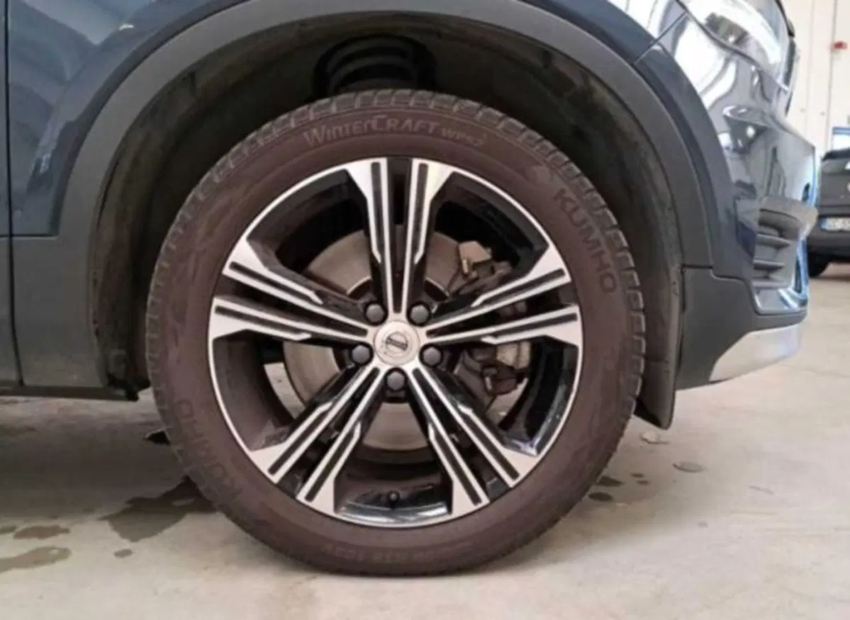 Volvo XC40 usata a Bologna (10)