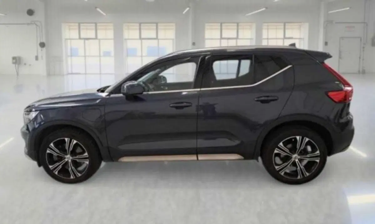 Volvo XC40 usata a Bologna (7)