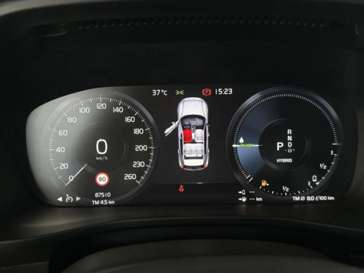 Volvo XC40 usata a Bologna (11)