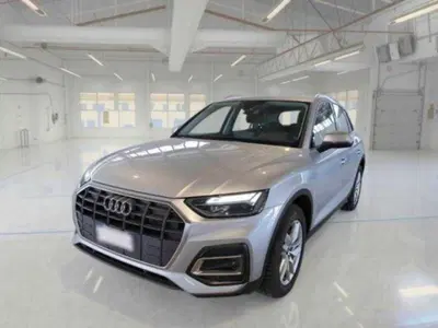 Audi Q5 35 TDI quattro S tronic Business del 2022 usata a Castenaso