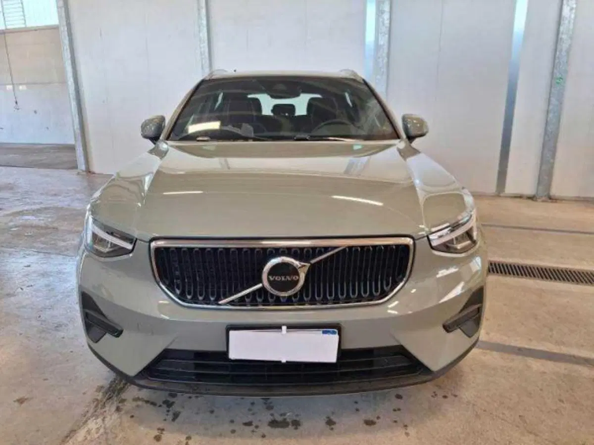 VOLVO Veicoli Commerciali XC40 usata a Bologna (7)