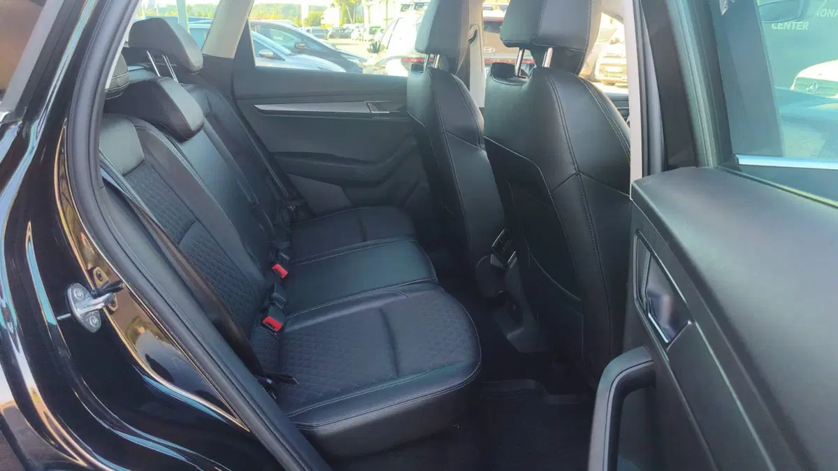 Skoda Karoq usata a Firenze (12)